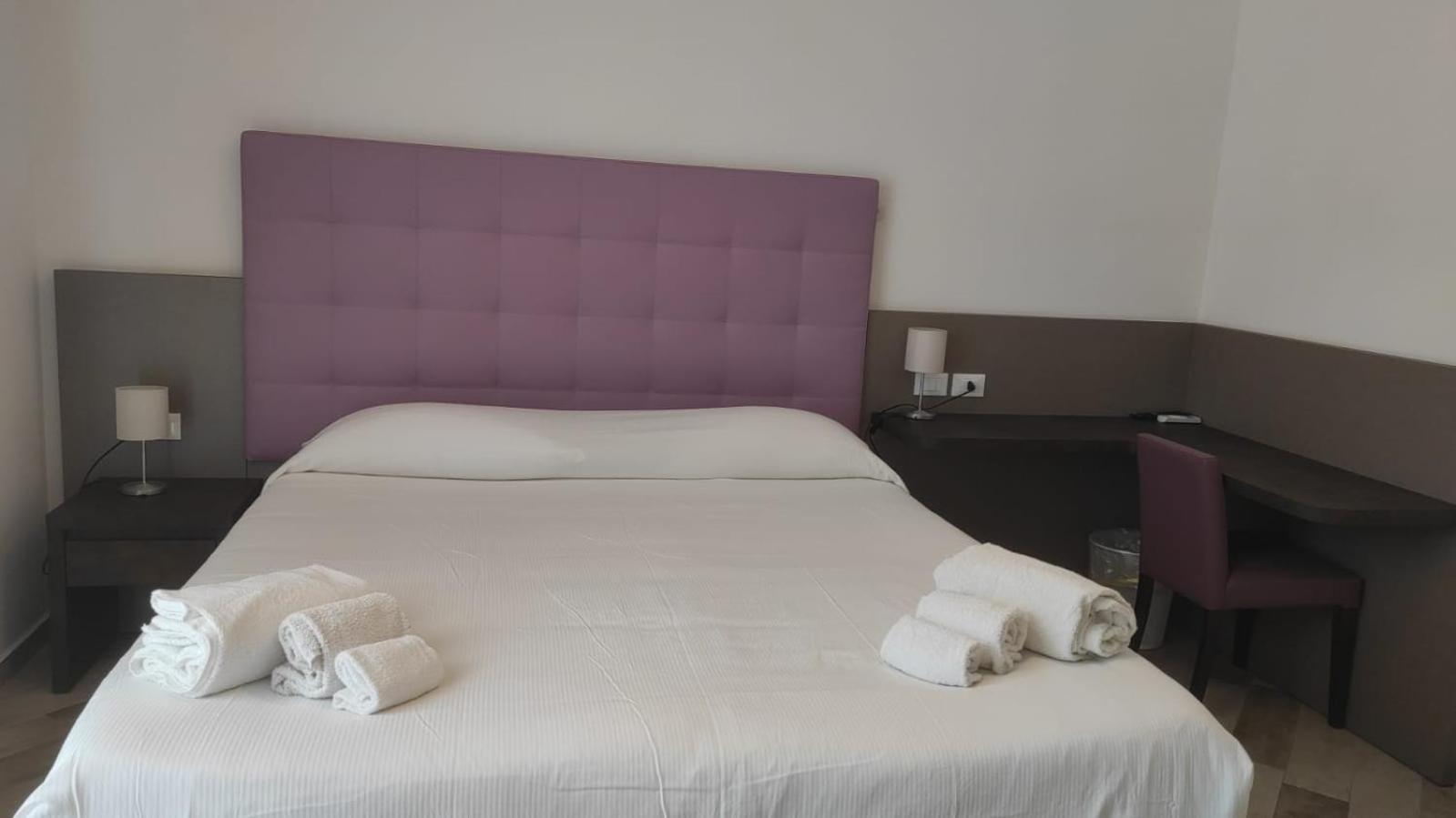 La Perla Del Tirreno Guest House Sapri Kültér fotó
